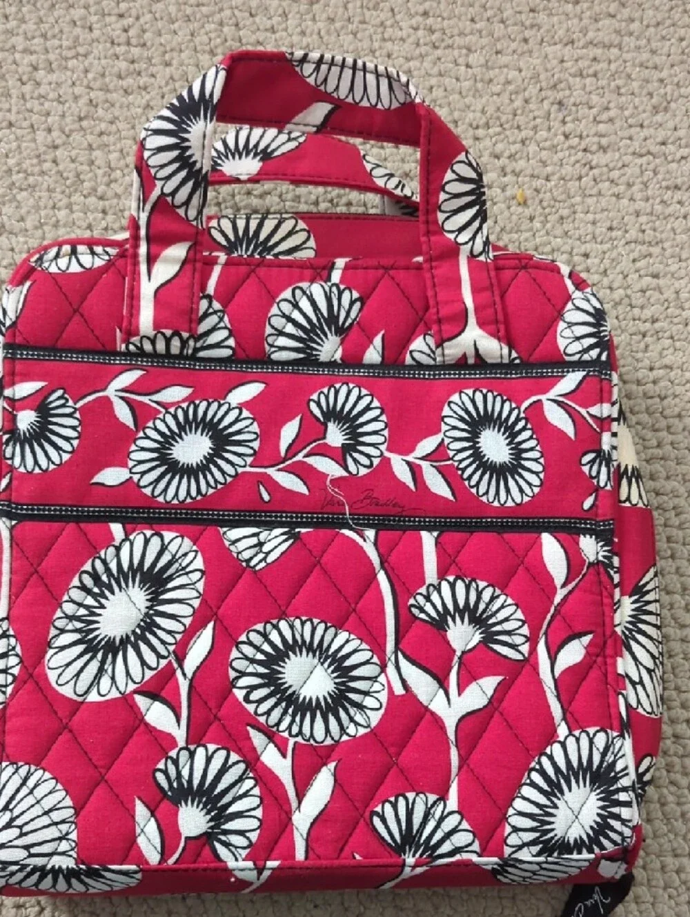 Vera Bradley Deco Daisy tech organizer bag in red.